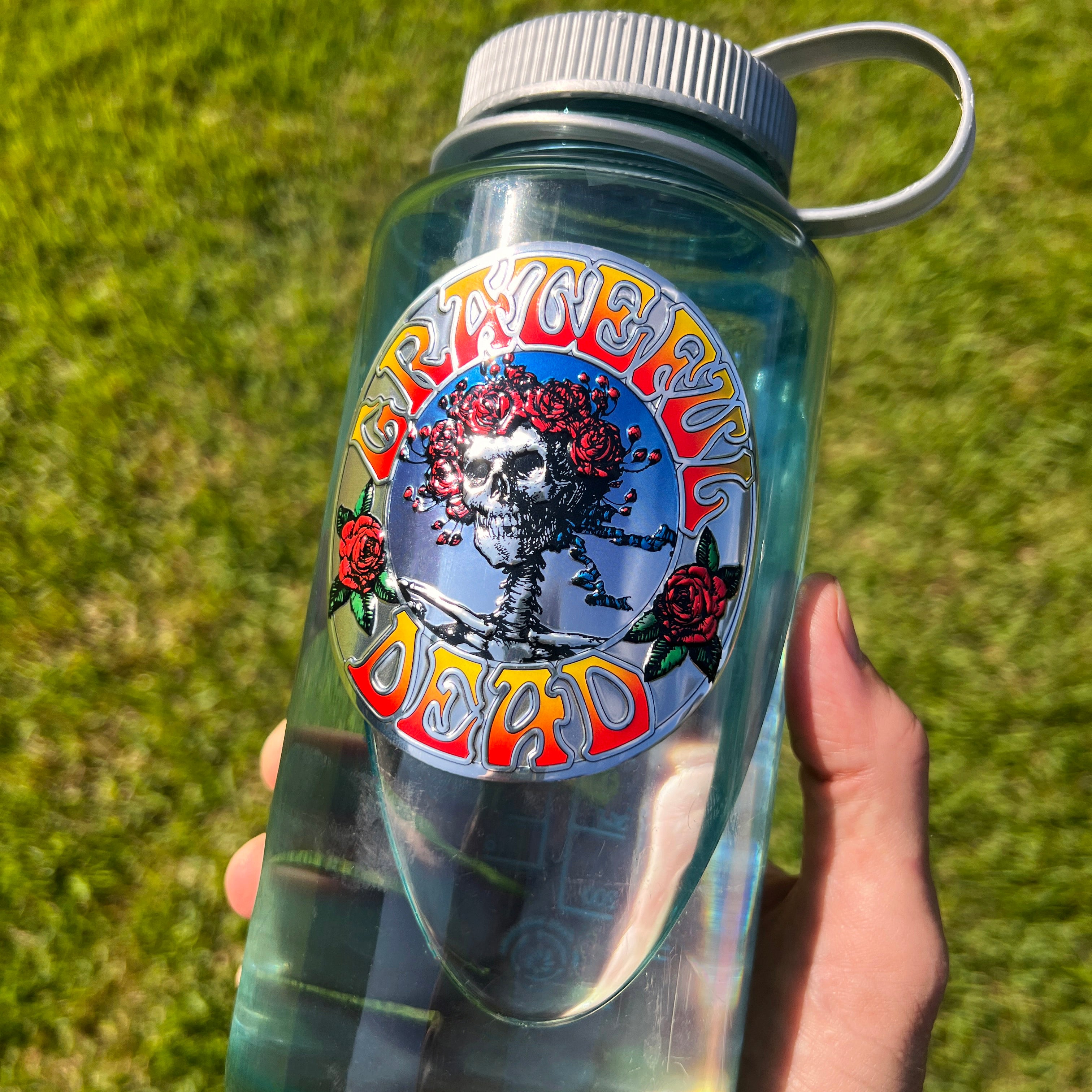the BERTHA BOTTLE BADGE - 2 PACK