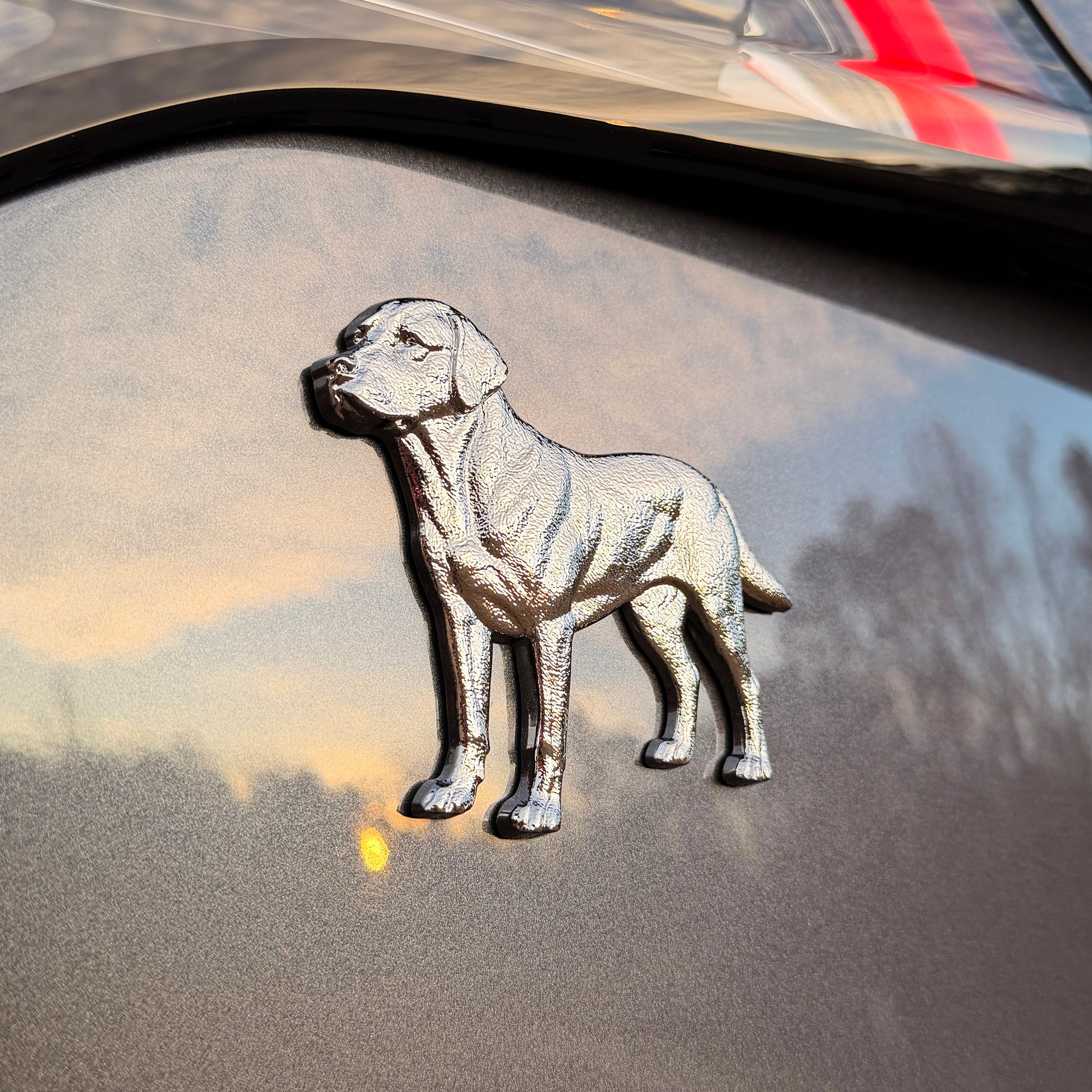 the LABRADOR RETRIEVER BADGE - Grateful Fred -