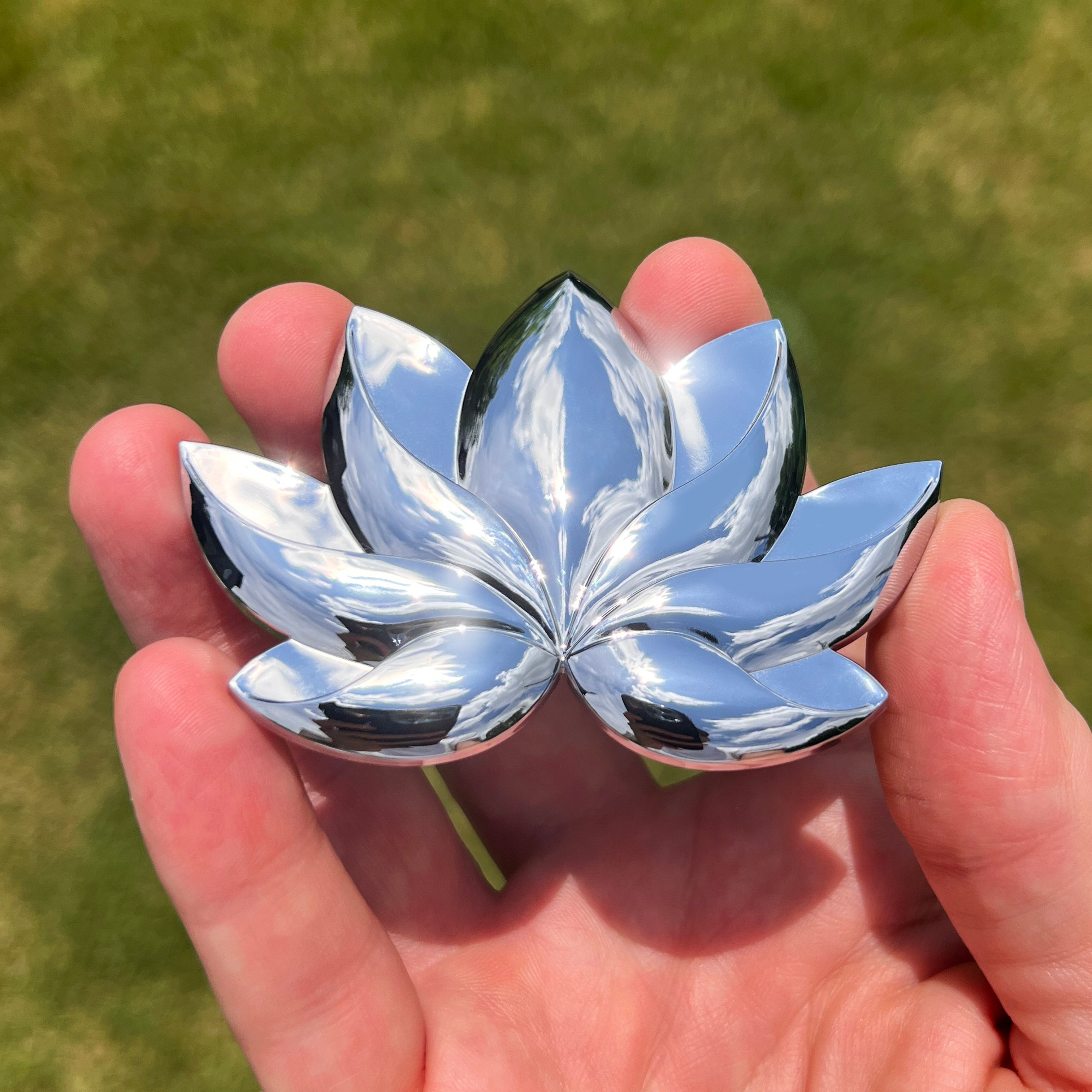 the LOTUS FLOWER BADGE - Grateful Fred   -