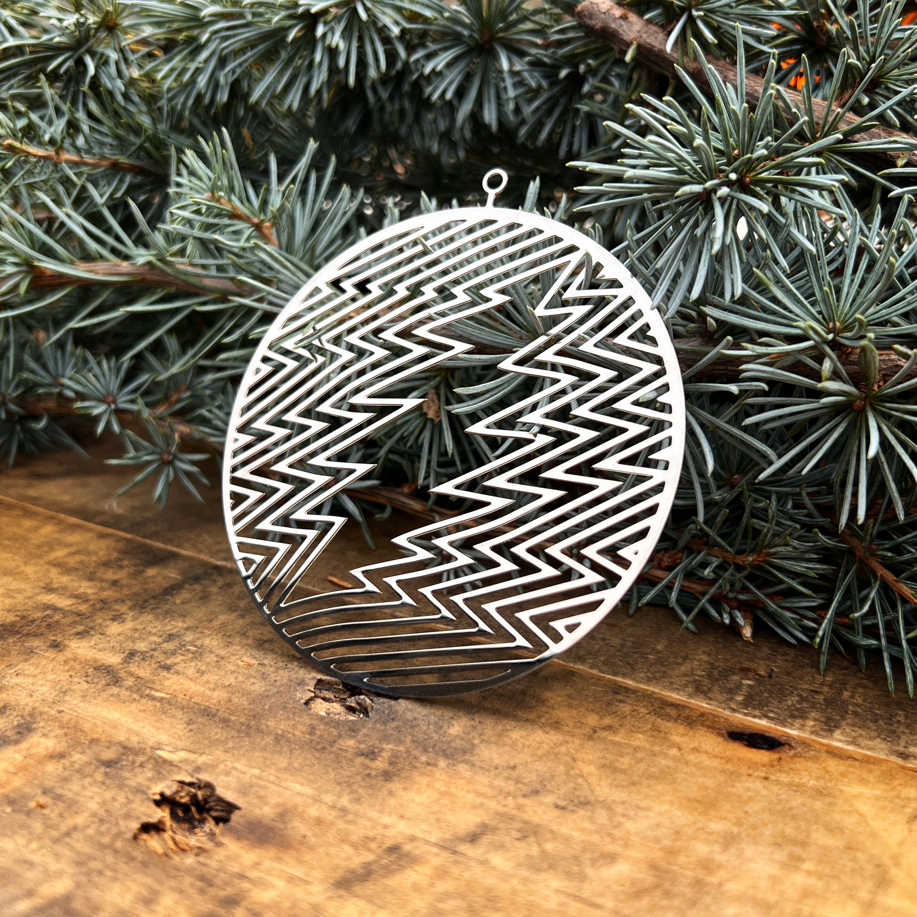 the 6 THIN METAL ORNAMENT SET - Grateful Fred - Ornament