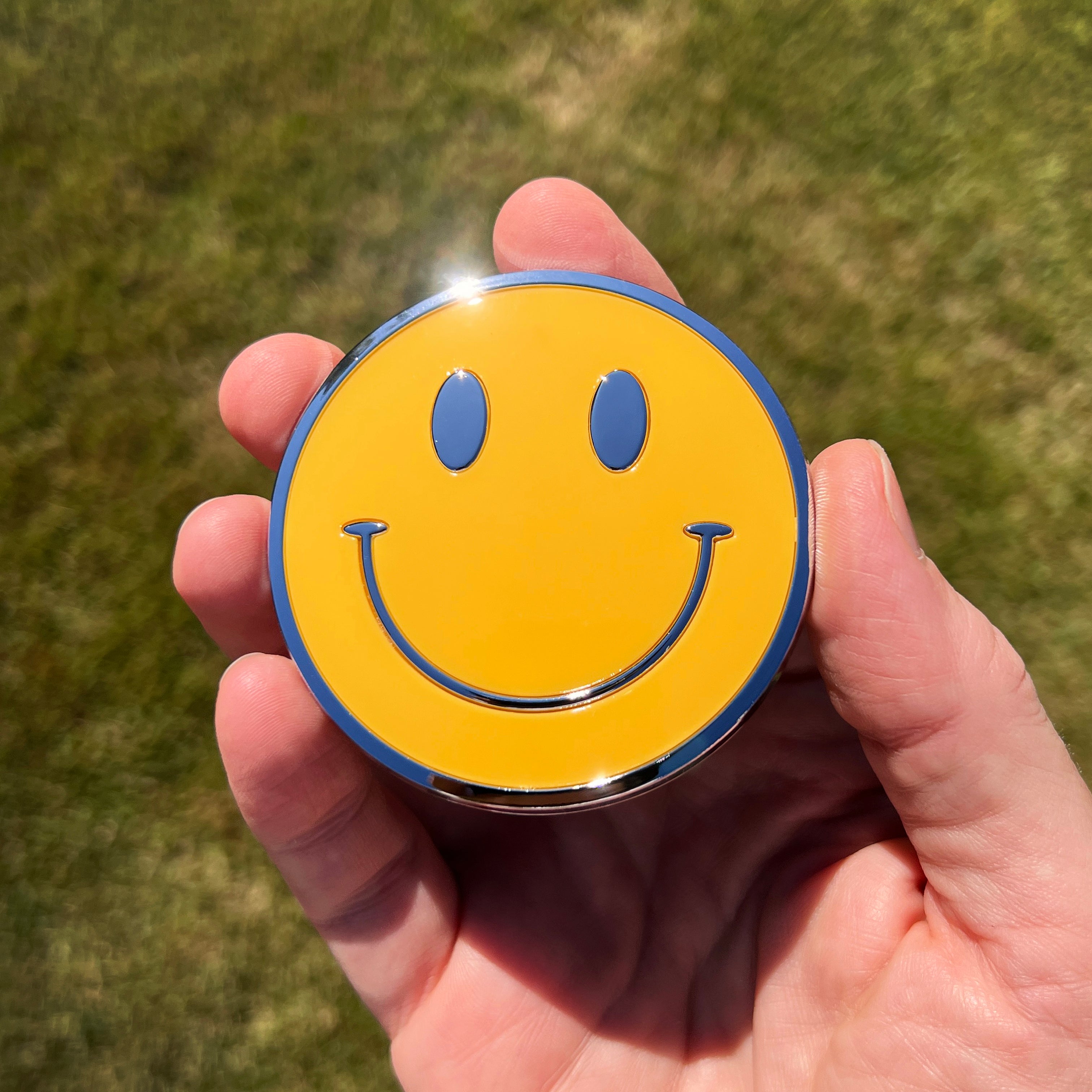 the SMILEY FACE BADGE - Grateful Fred - Badge