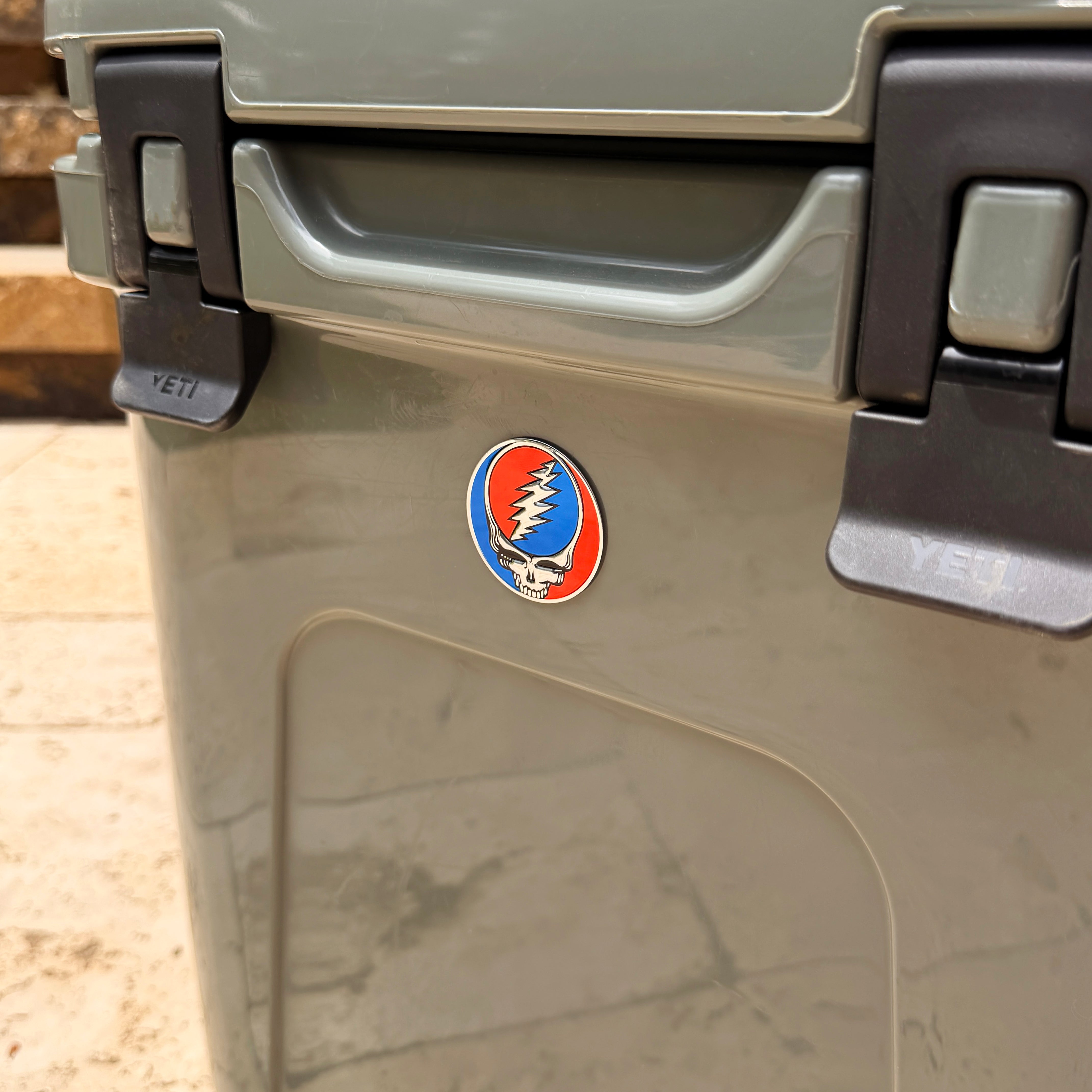 the STEALIE 2.0 METAL STICKER - Grateful Fred -