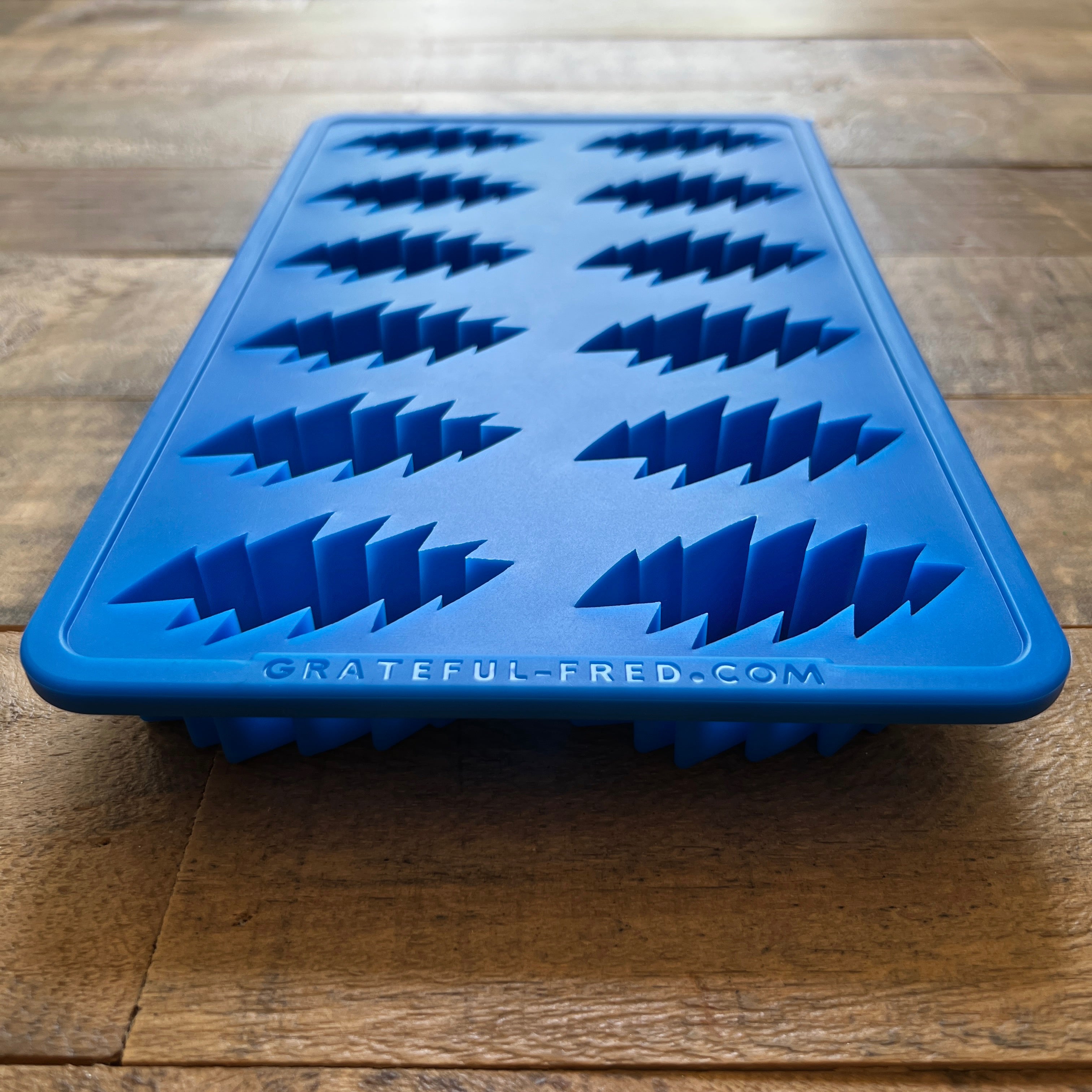 the 12 BOLT ICE MOLD - Grateful Fred - Ice Cube Trays