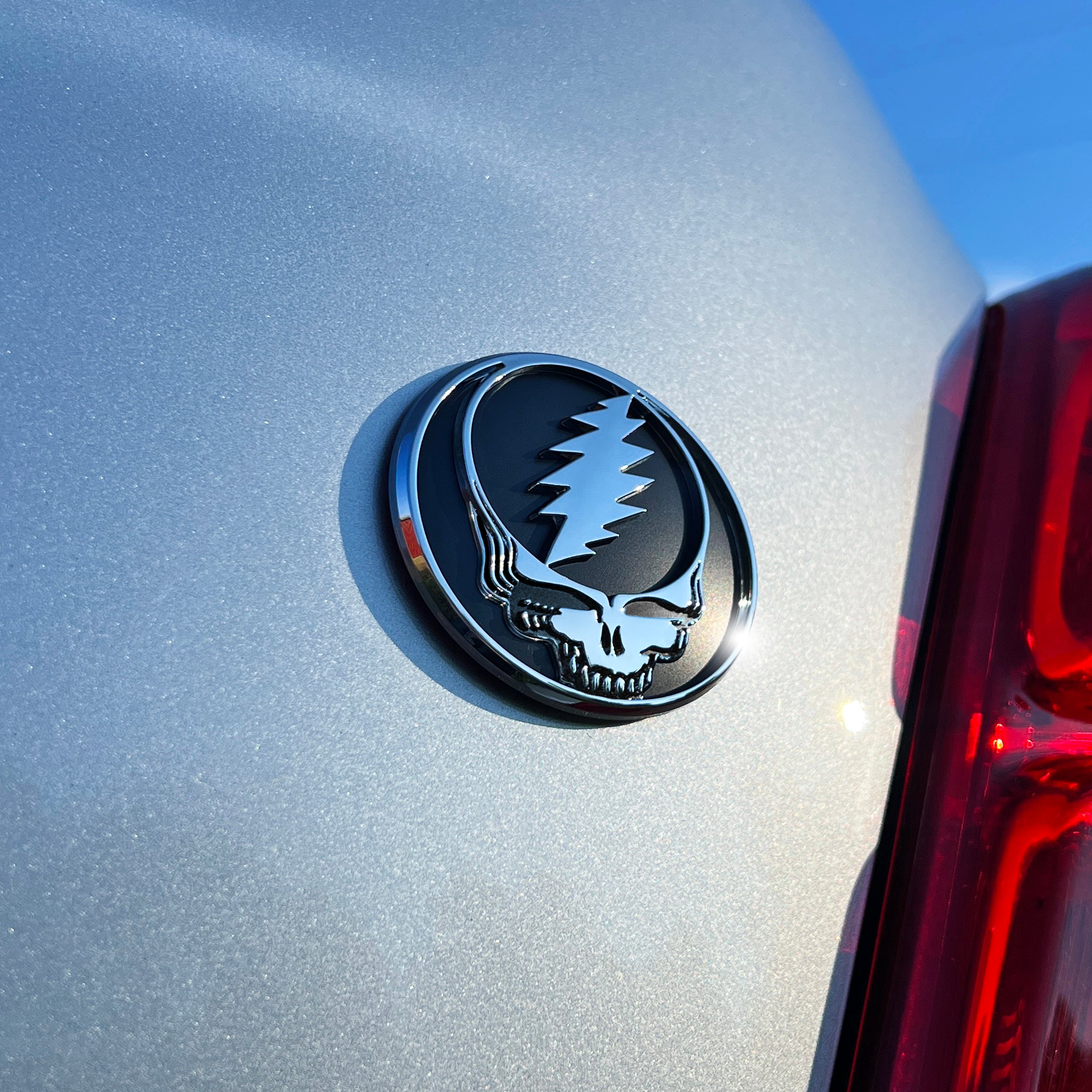 the STEALIE 2.0 BADGE - Grateful Fred -