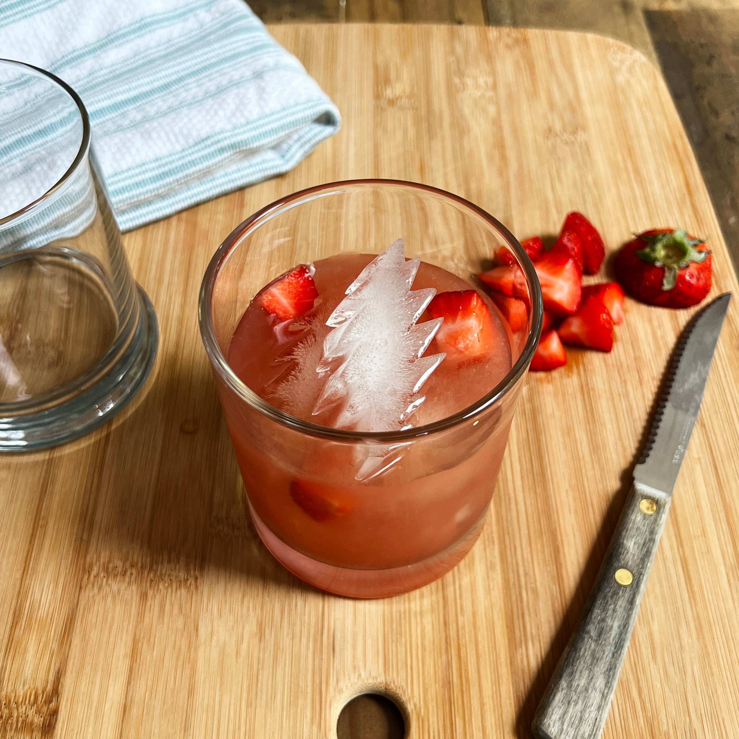 the 12 BOLT ICE MOLD - Grateful Fred - Ice Cube Trays