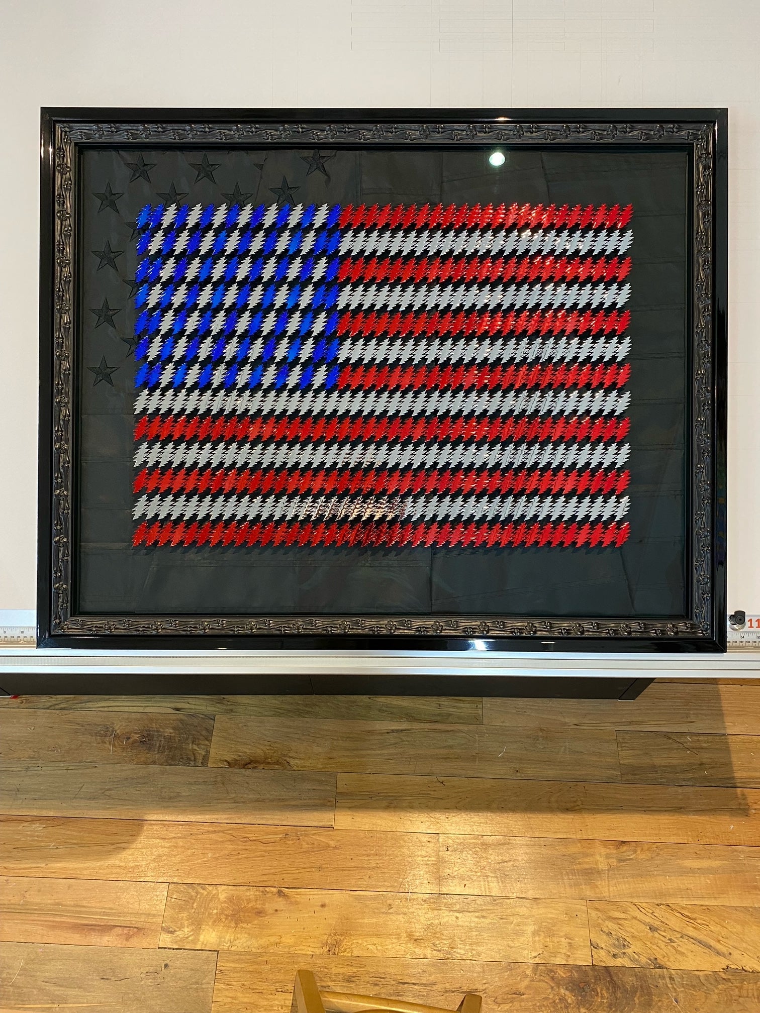 the AMERICAN BEAUTY FLAG AUCTION