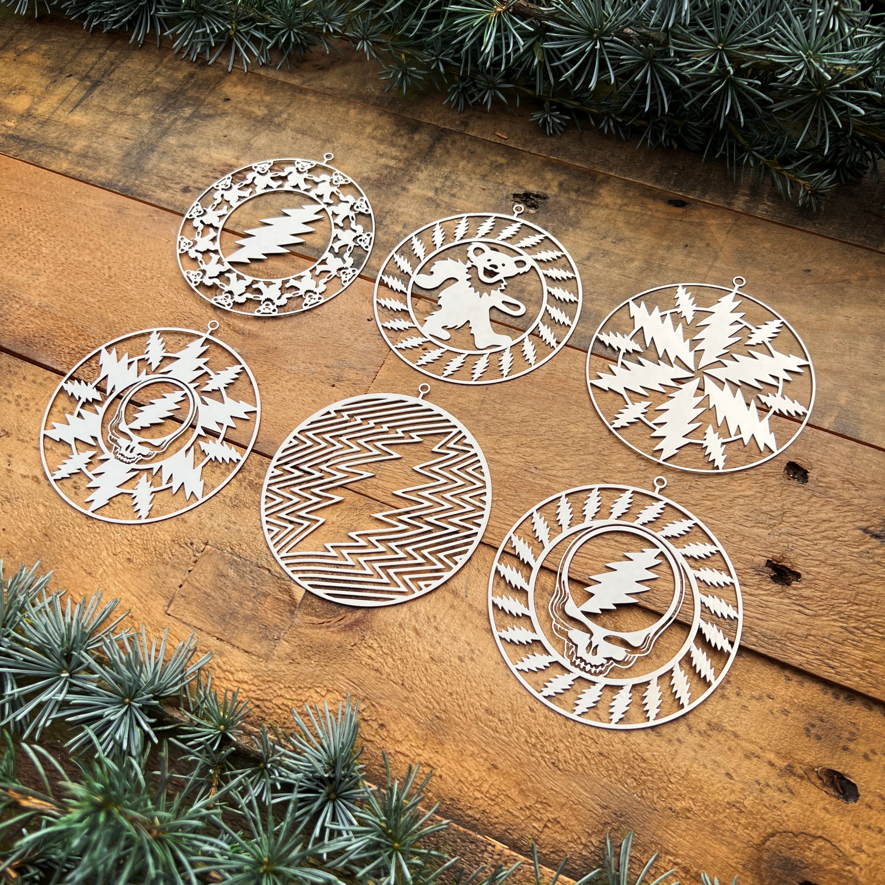 the 6 THIN METAL ORNAMENT SET - Grateful Fred   - Ornament