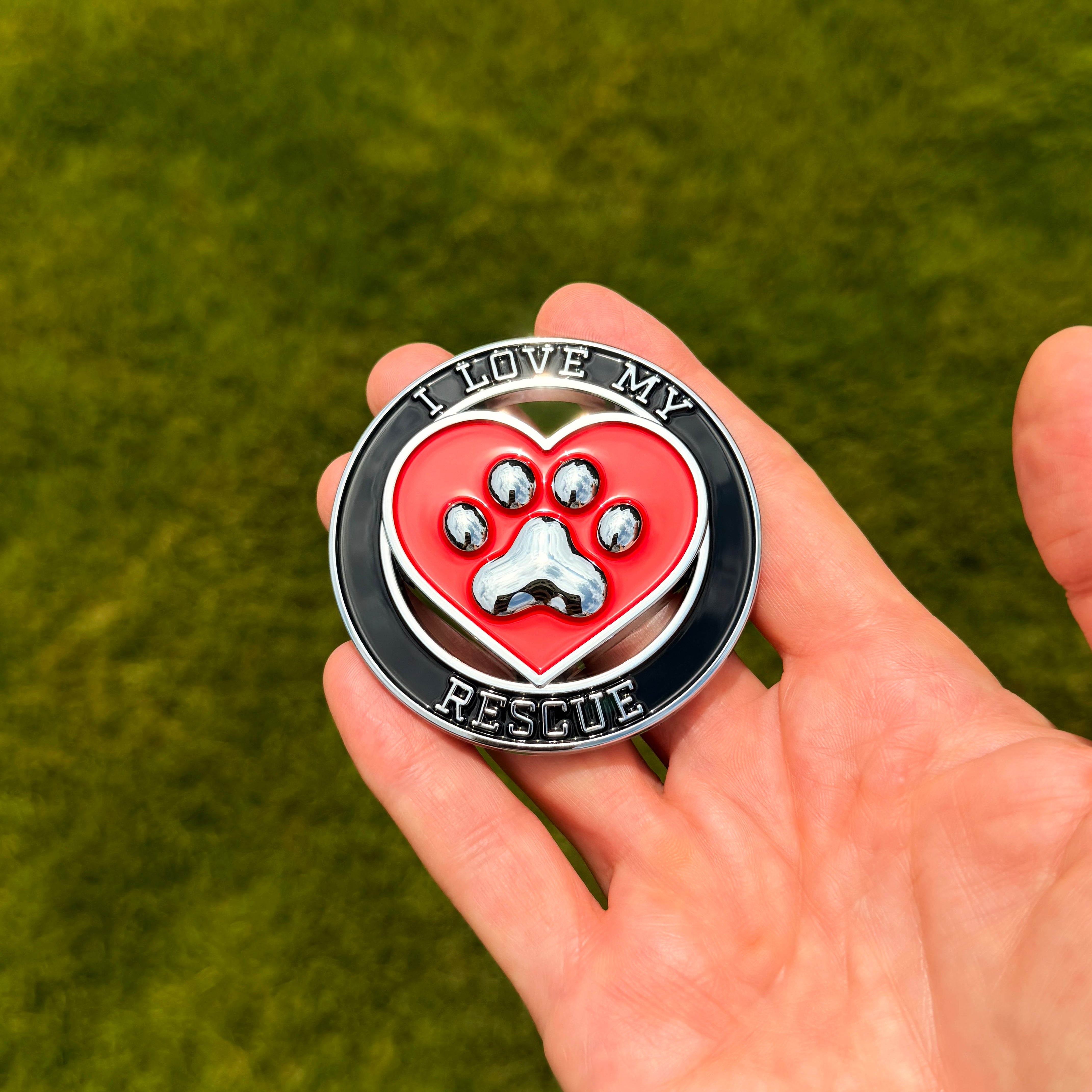 the I LOVE MY RESCUE (ROUND) BADGE - Grateful Fred   - 