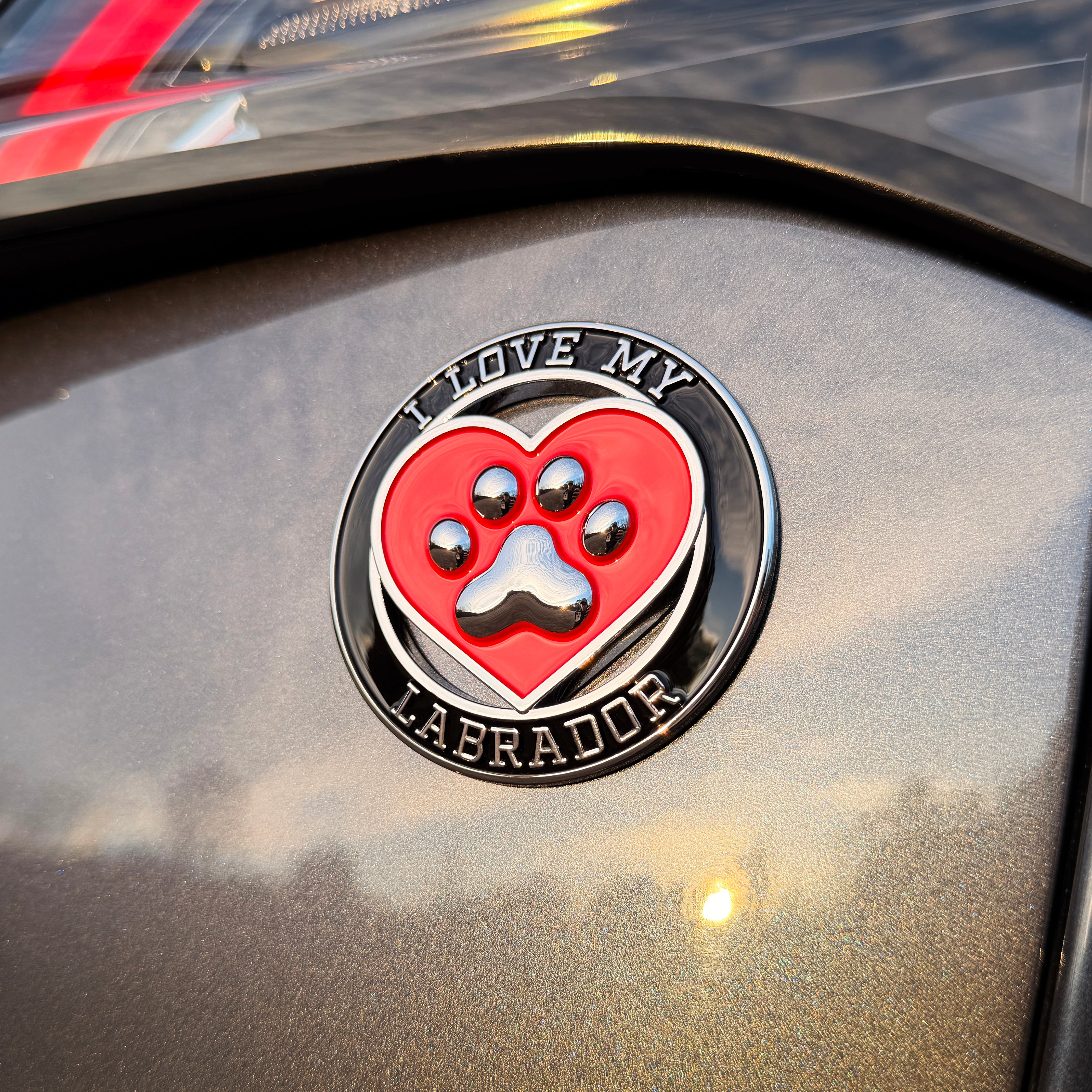 the I ♥️ MY LABRADOR BADGE - Grateful Fred   - 