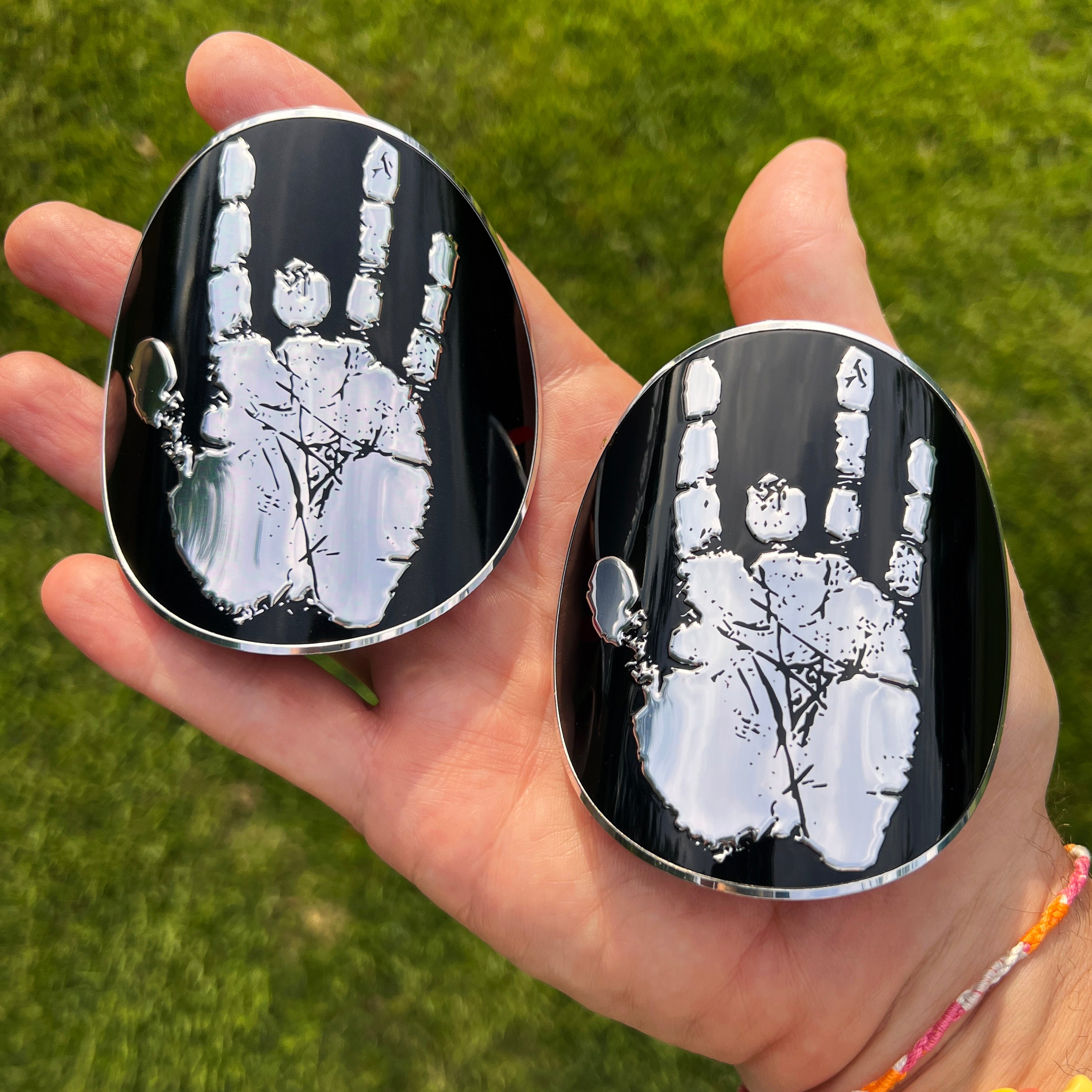 the JERRY HAND BOTTLE BADGE – 2 PACK