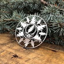 Load image into Gallery viewer, the 6 THIN METAL ORNAMENT SET
