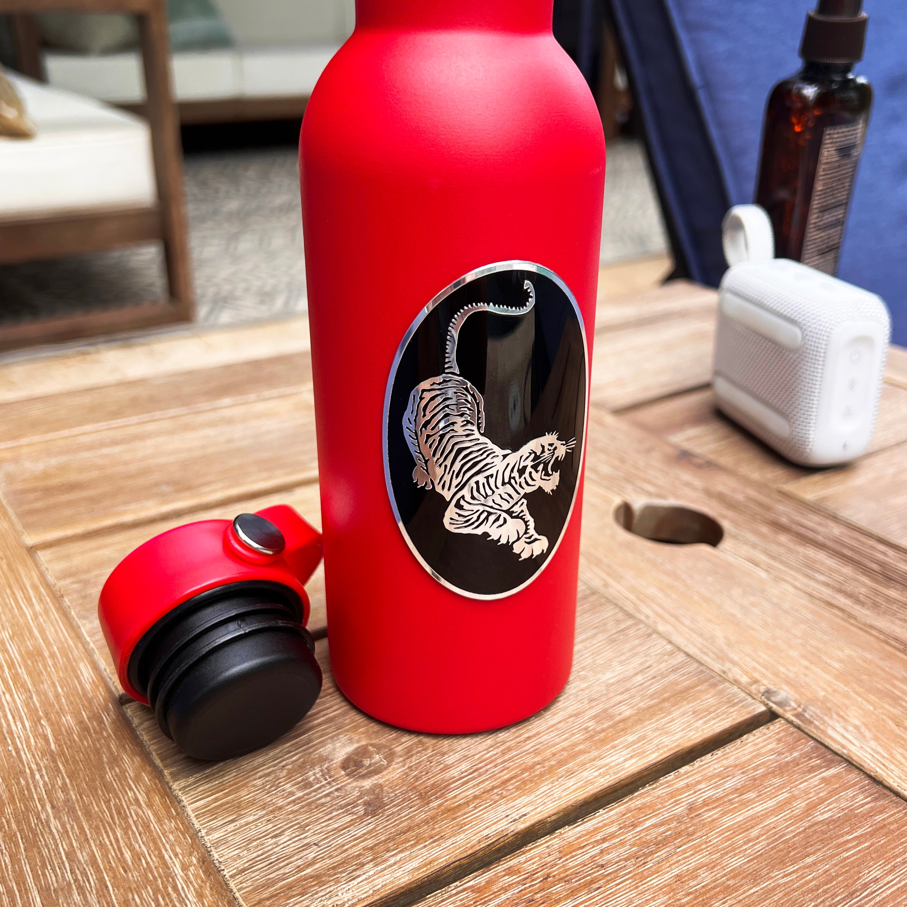 the TIGER BOTTLE BADGE – 2 PACK