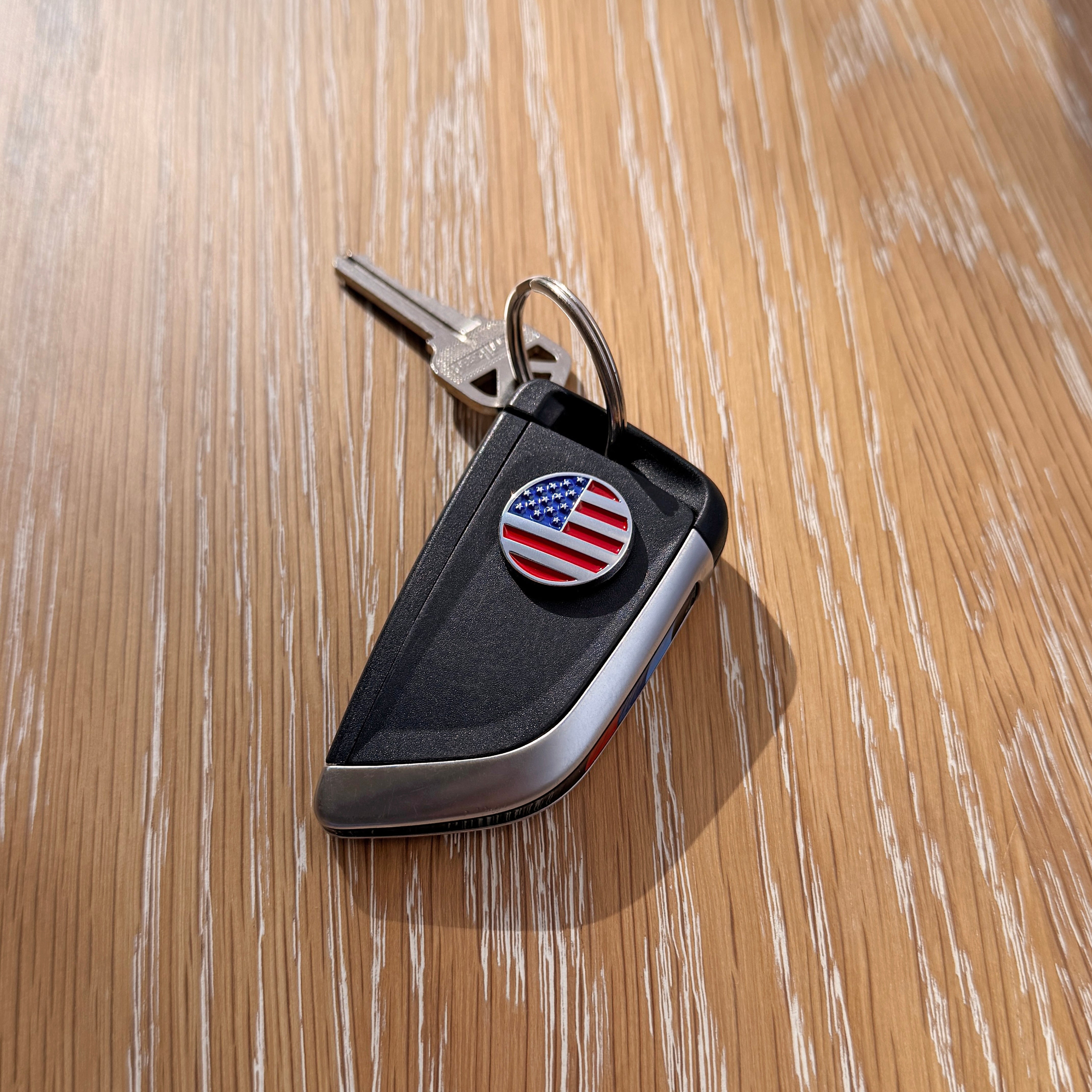 the MINI ROUND USA FLAG BADGE - Grateful Fred   - Badge
